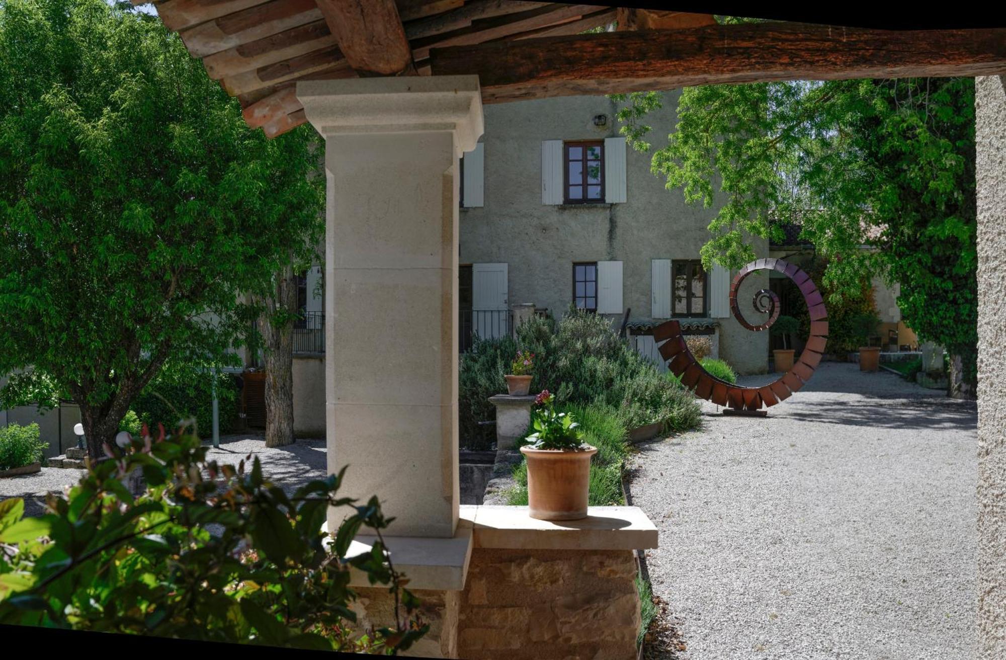 Hotel Charembeau Forcalquier Esterno foto